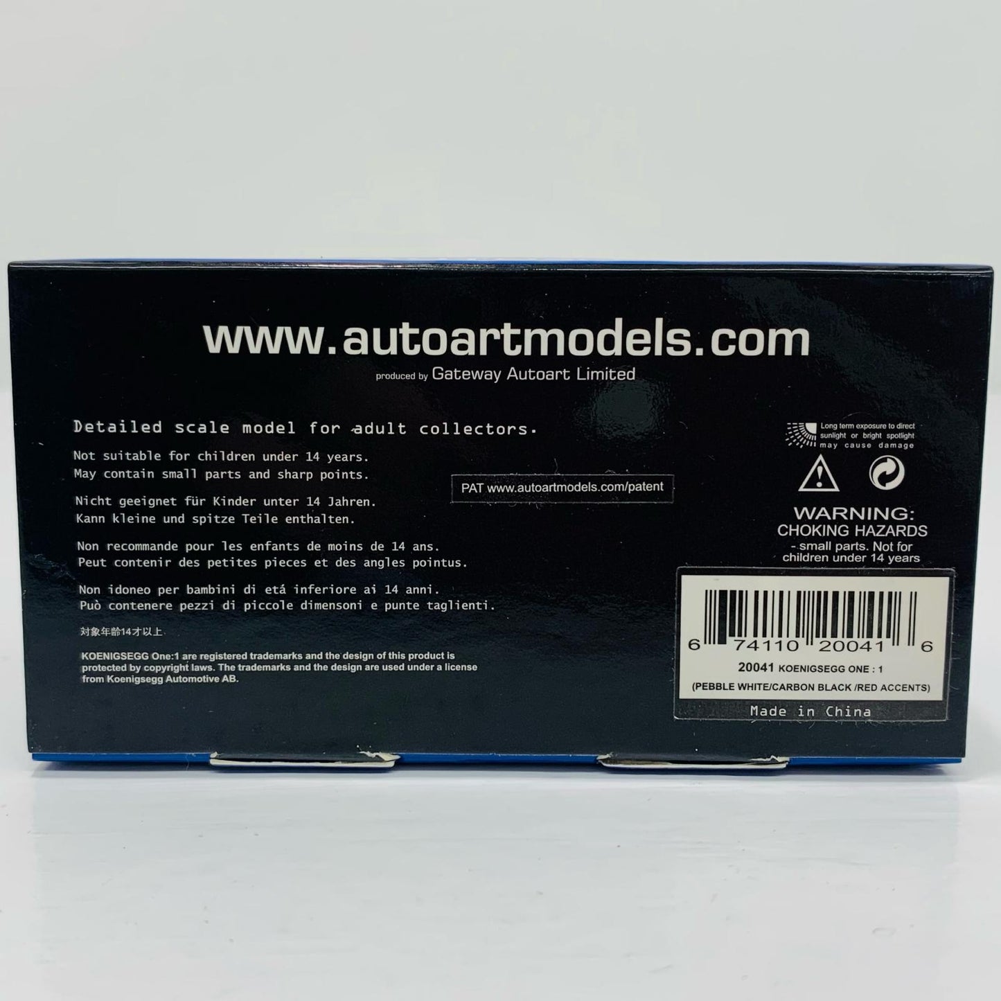 1/64 Koenigsegg One:1 (White x Carbon Black x Red) "AUTOART Composite Model Series"