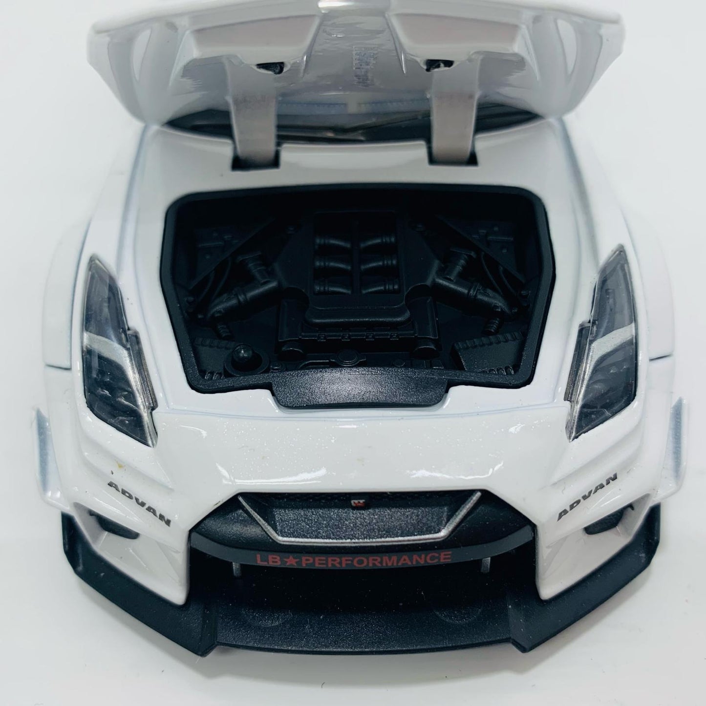 1/32 GT-R R35 プルバックミニカー