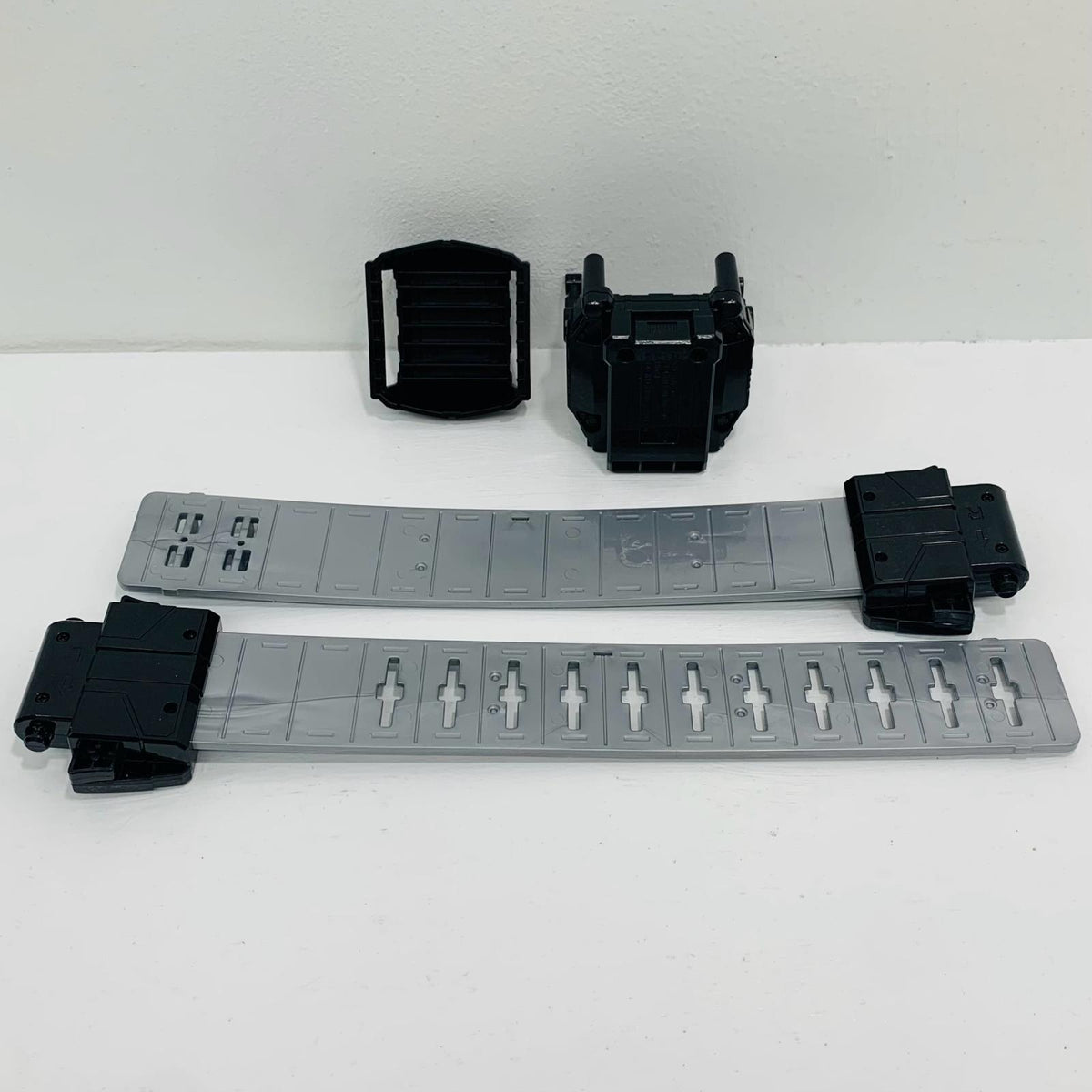 おもちゃ・玩具 DX変身ベルトビターガヴ&ゴチゾウホルダーセット「仮面ライダーガヴ」【飾磨店】