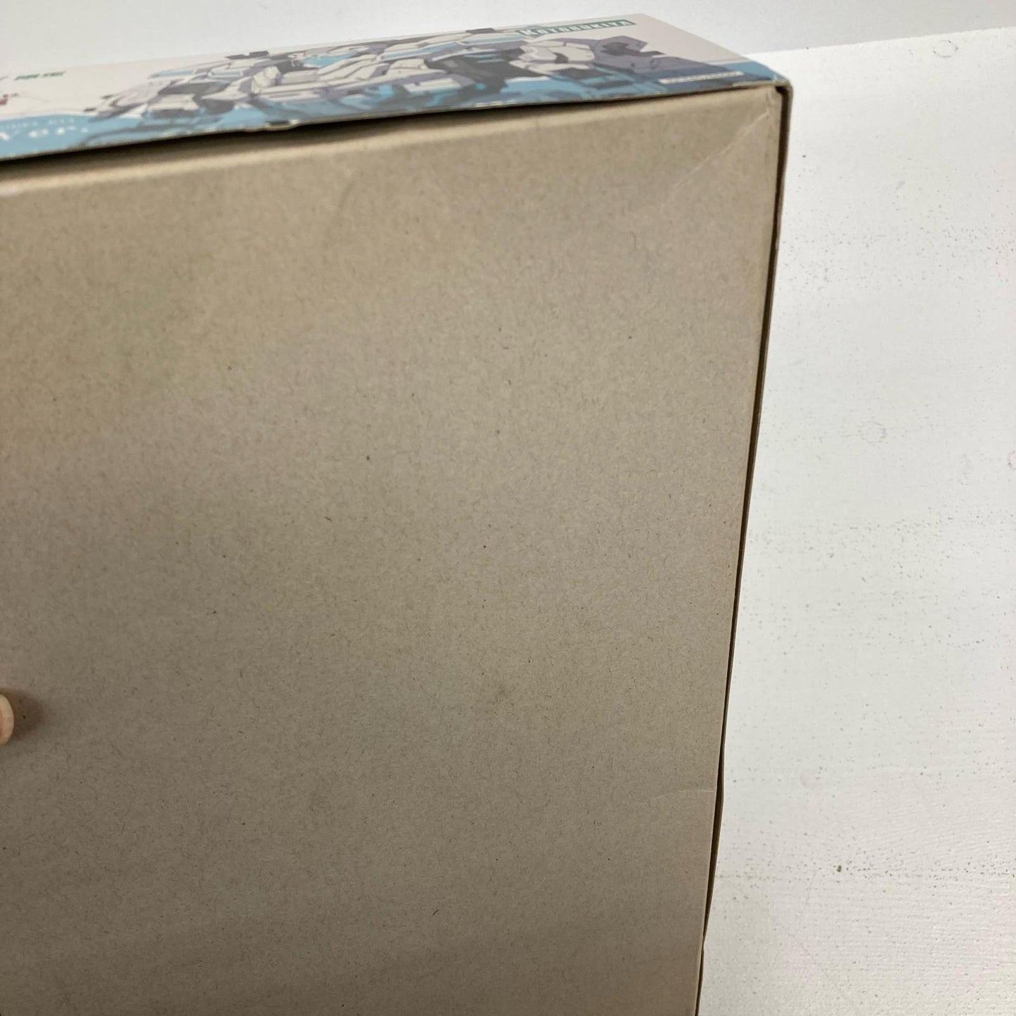プラモデル 1/72 A.I.S White Ver. ファンタシースターオンライン2【イオン広店】