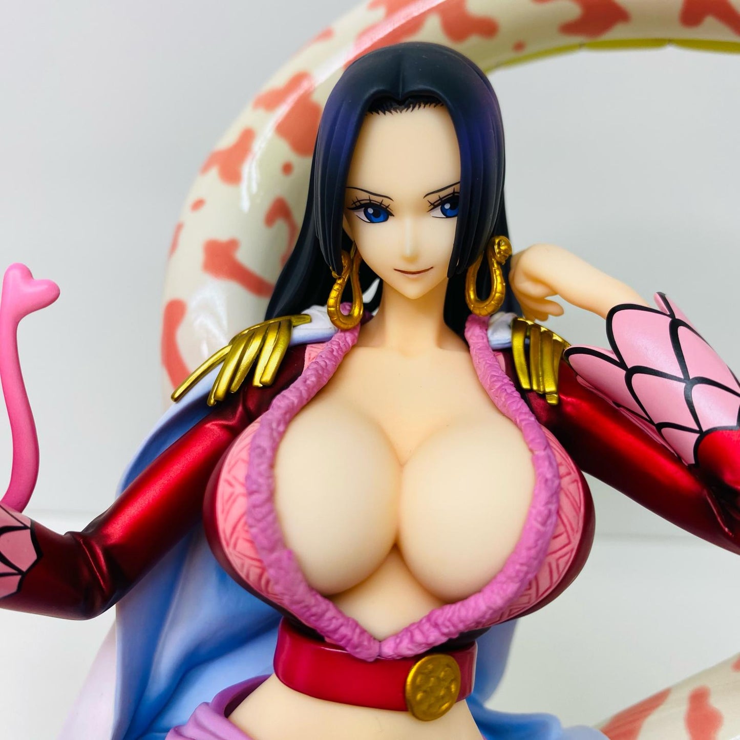 【中古】 “海賊女帝”ボア・ハンコック「ワンピース」P.O.P“NEO-MAXIMUM”メガトレショップ&オンラインショップ限定【フィギュア】【加古川物流】