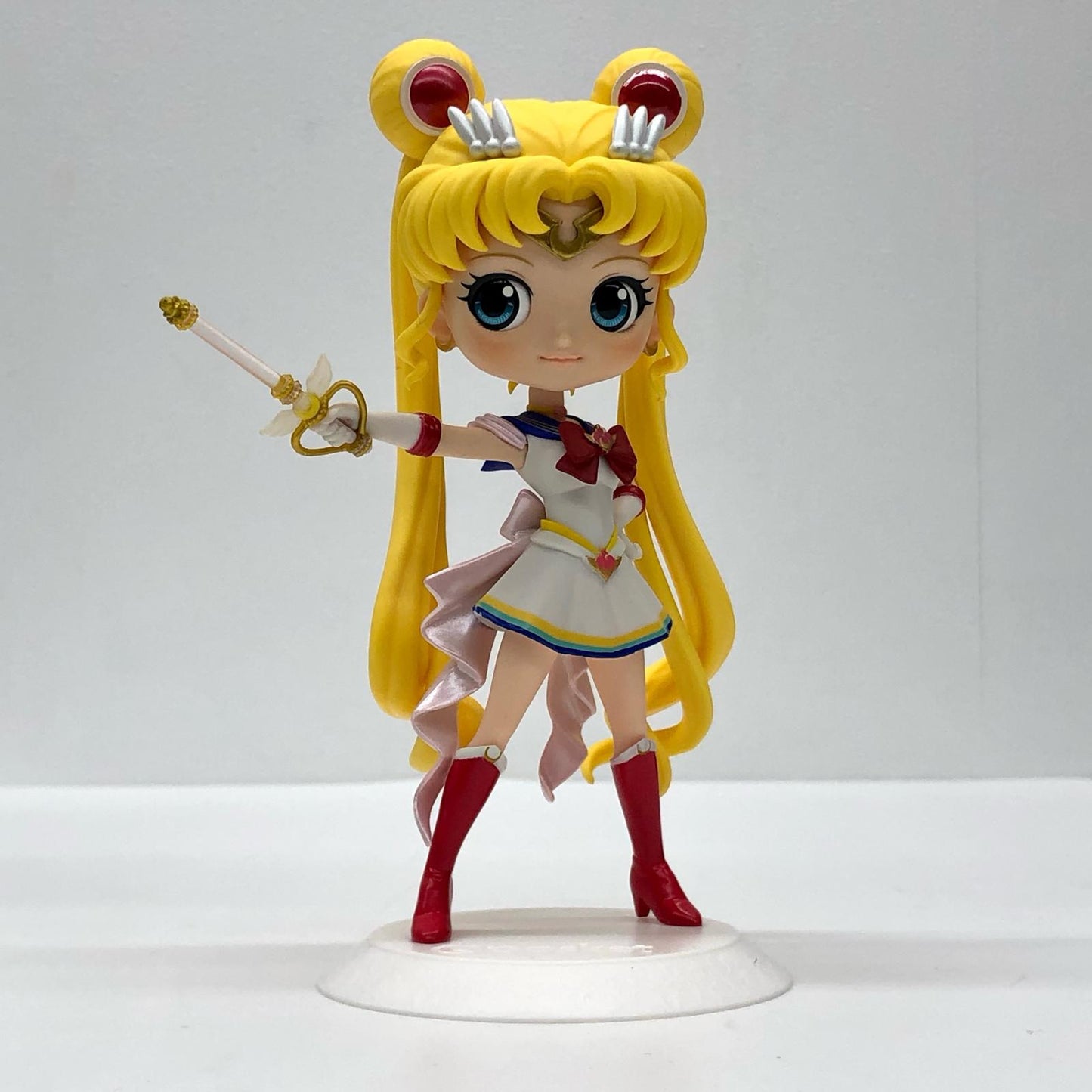 【中古】 劇場版美少女戦士 セーラームーンEternal フィギュア Qposket スーパーセーラームーン C (ムーンカレイドスコープ) 2521375【フィギュア】【加古川物流】