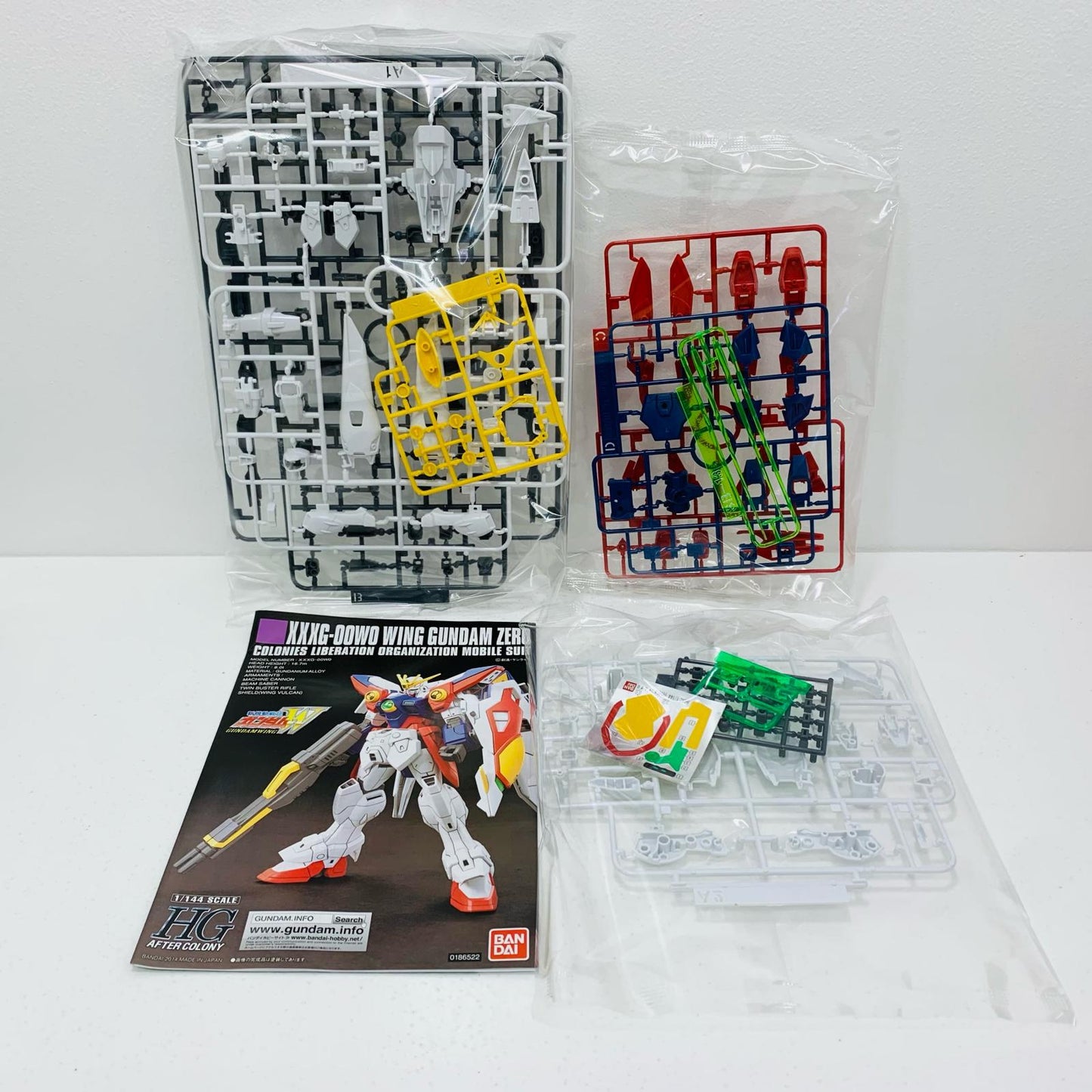 【中古】 1/144HGACXXXG-00W0ウイングガンダムゼロ「新機動戦記ガンダムW」【飾磨店】