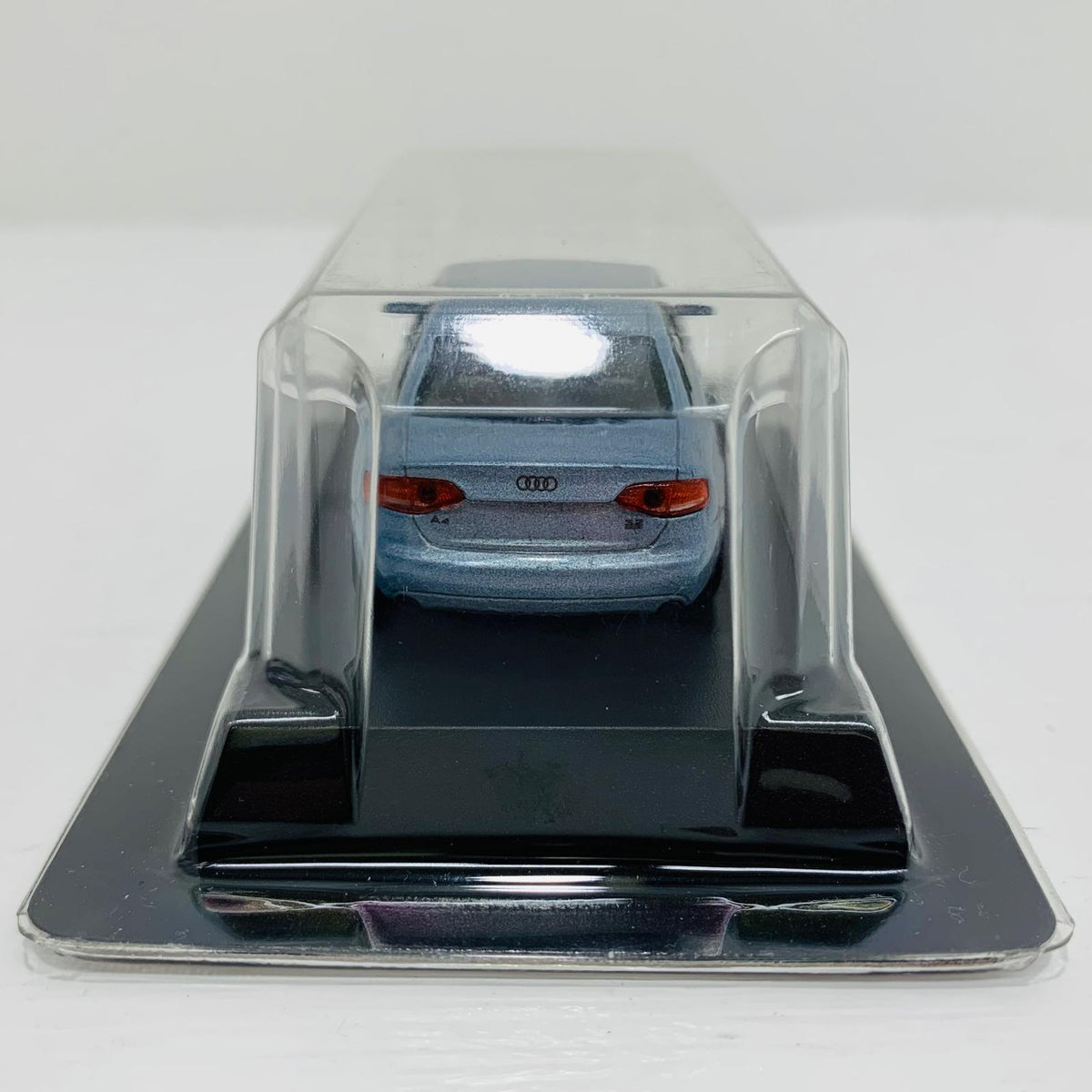 おもちゃ・玩具 1/64AudiA4(ライトブルー)「アウディミニカーコレクション2」サークルK・サンクス限定 AudiA4 1/64スケール サークルK・サンクス限定 '1/64 201610