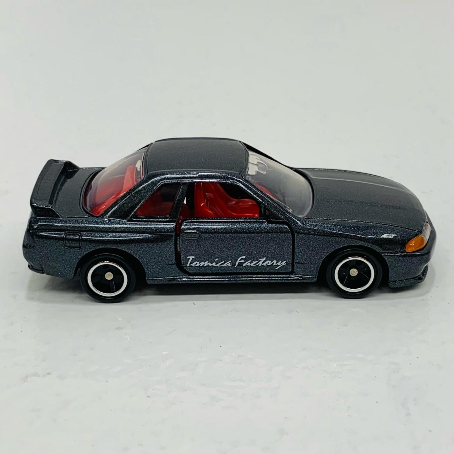 【中古】 1/59日産スカイラインGT-RBNR32(ブラック/レッド)「トミカ組み立て工場第7弾」