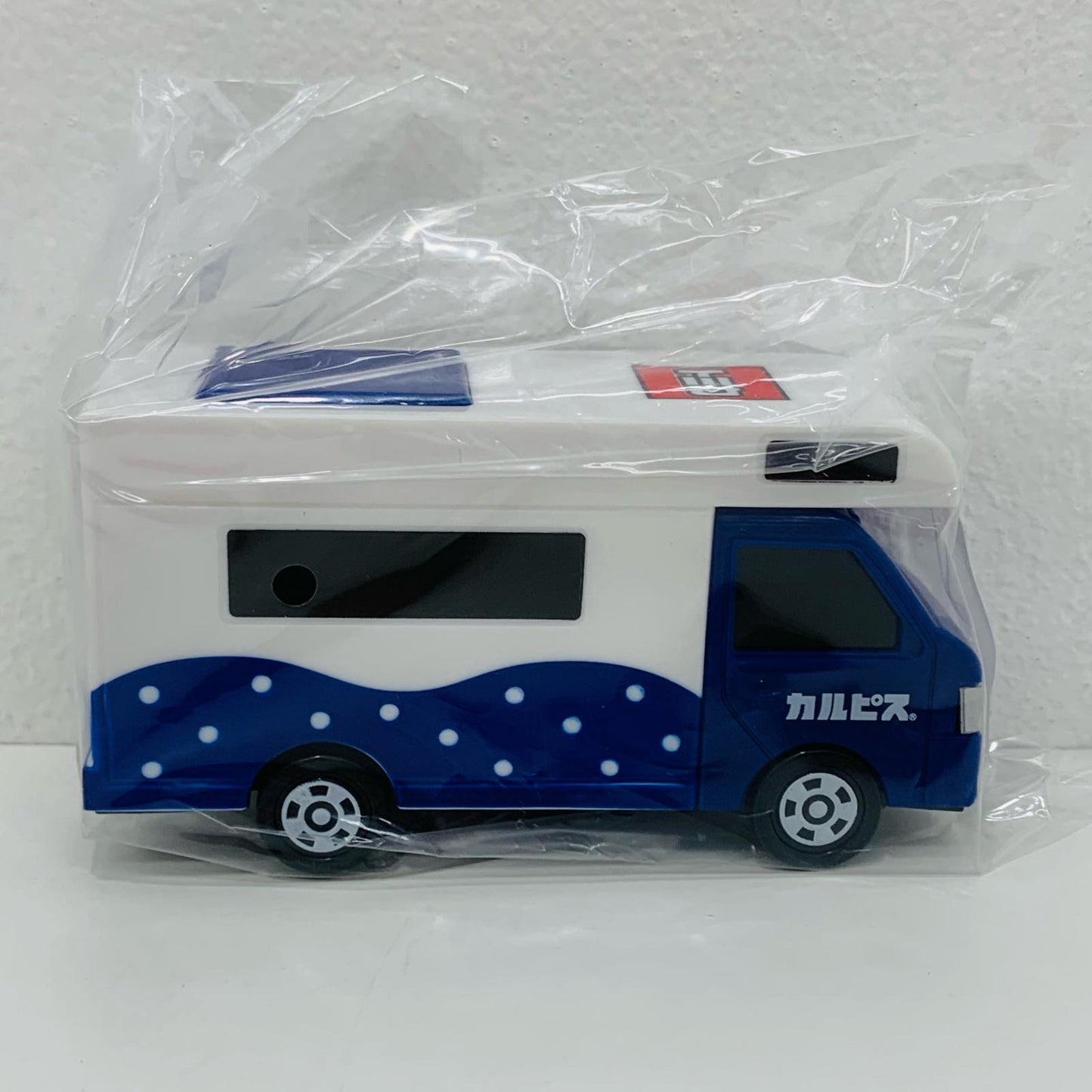 【中古】 カルピスキャンピングカー(ホワイト×ブルー)「トミカ」アサヒ飲料商品購入特典【飾磨店】