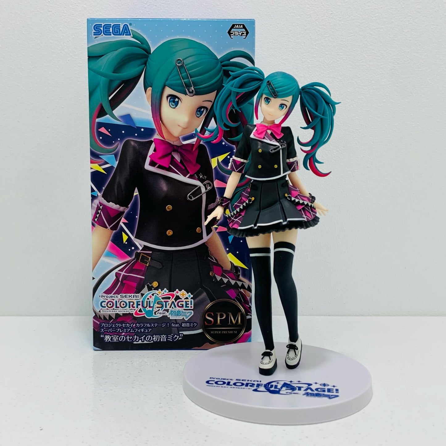 【中古】 教室のセカイの初音ミク/スーパープレミアムフィギュア「プロジェクトセカイカラフルステージ!feat.初音ミク」【フィギュア】