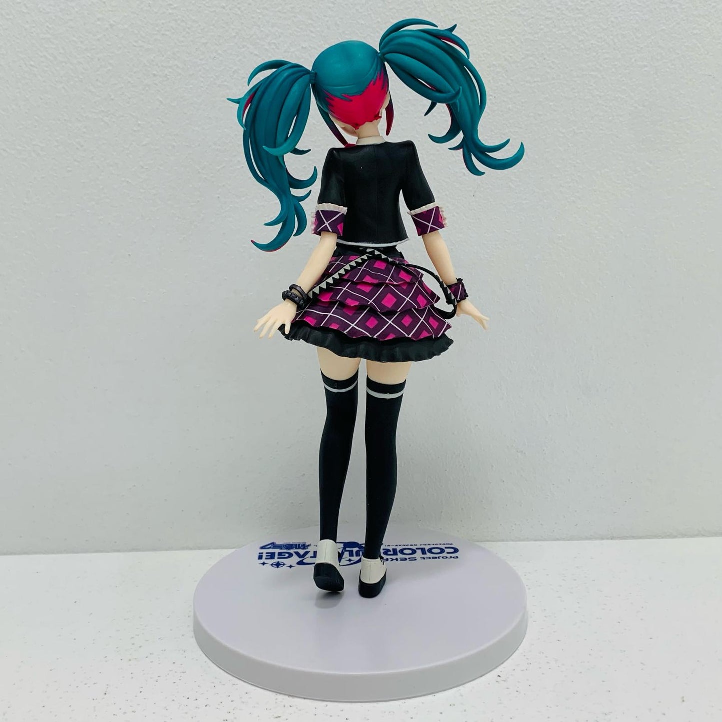 【中古】 教室のセカイの初音ミク/スーパープレミアムフィギュア「プロジェクトセカイカラフルステージ!feat.初音ミク」【フィギュア】