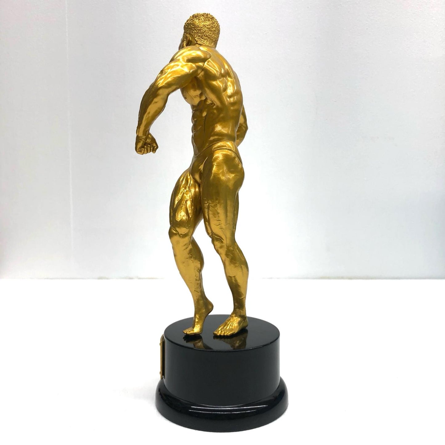 【中古】 なかやまきんに君~りそうの姿トロフィー(金色)~MUSCLESTARSPIECE【フィギュア】【加古川物流】