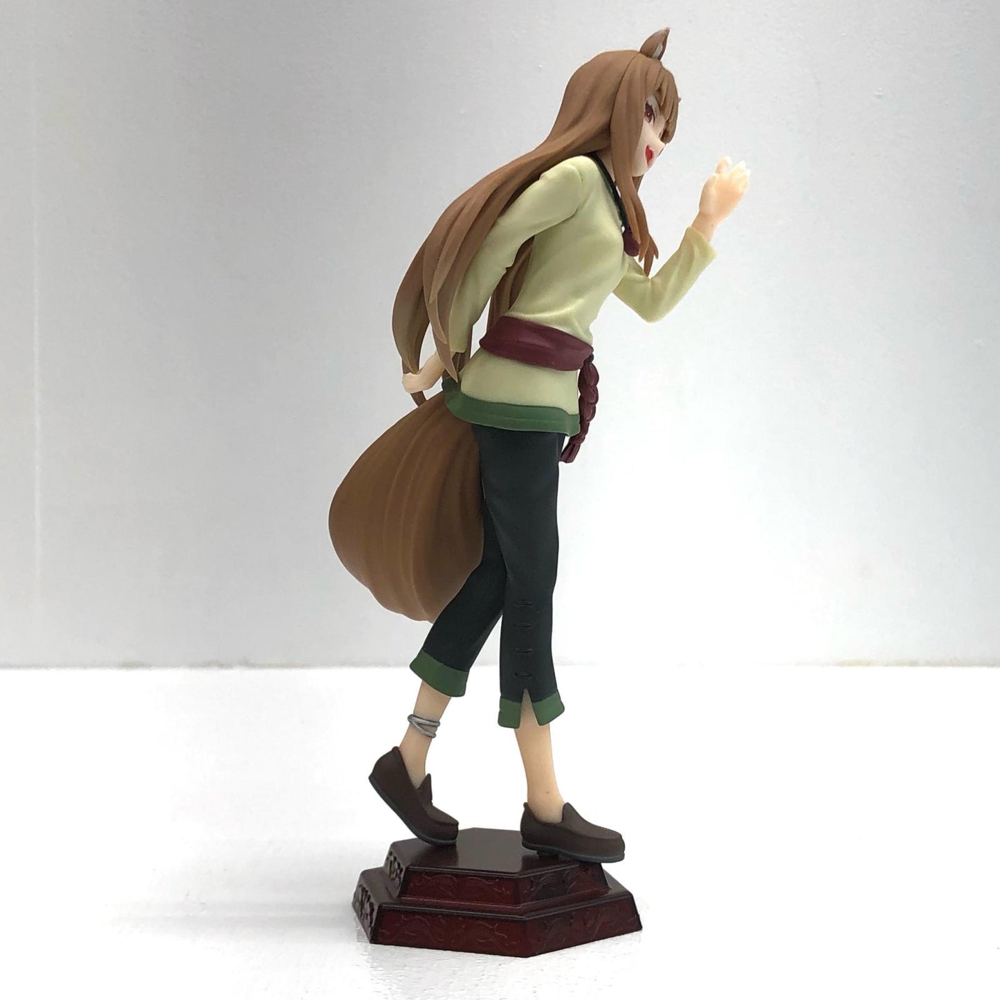 【中古】 ホロ-Desktop×DecorateCollections「狼と香辛料MERCHANTMEETSTHEWISEWOLF」【フィギュア】【飾磨店】