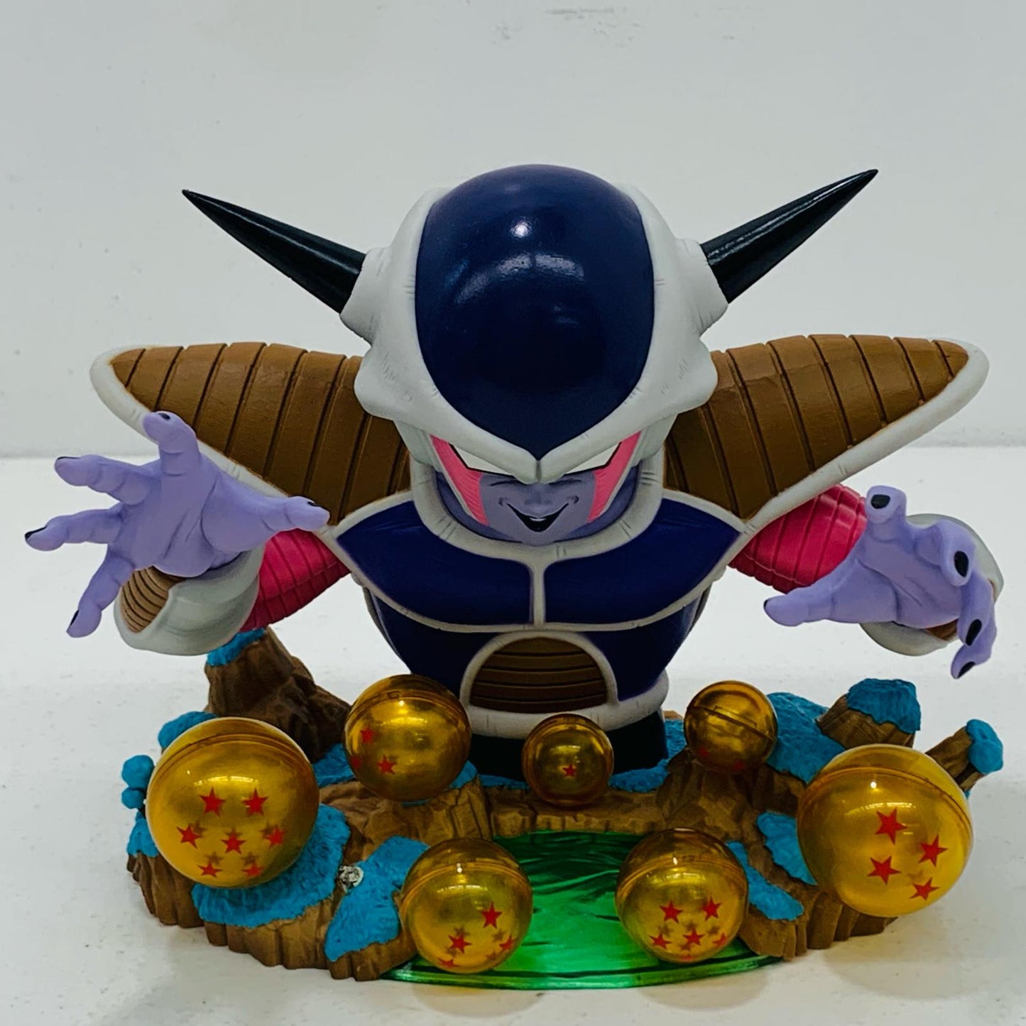 【中古】 E賞DIORAMAFIGURE-悪の帝王フリーザ-「VSオムニバスCROSS/一番くじドラゴンボール」 ドラゴンボール フィギュア 悪の帝王フリーザ 一番くじ VSオムニバスCROSS E賞 DIORAMAFIGURE【フィギュア】【飾磨店】