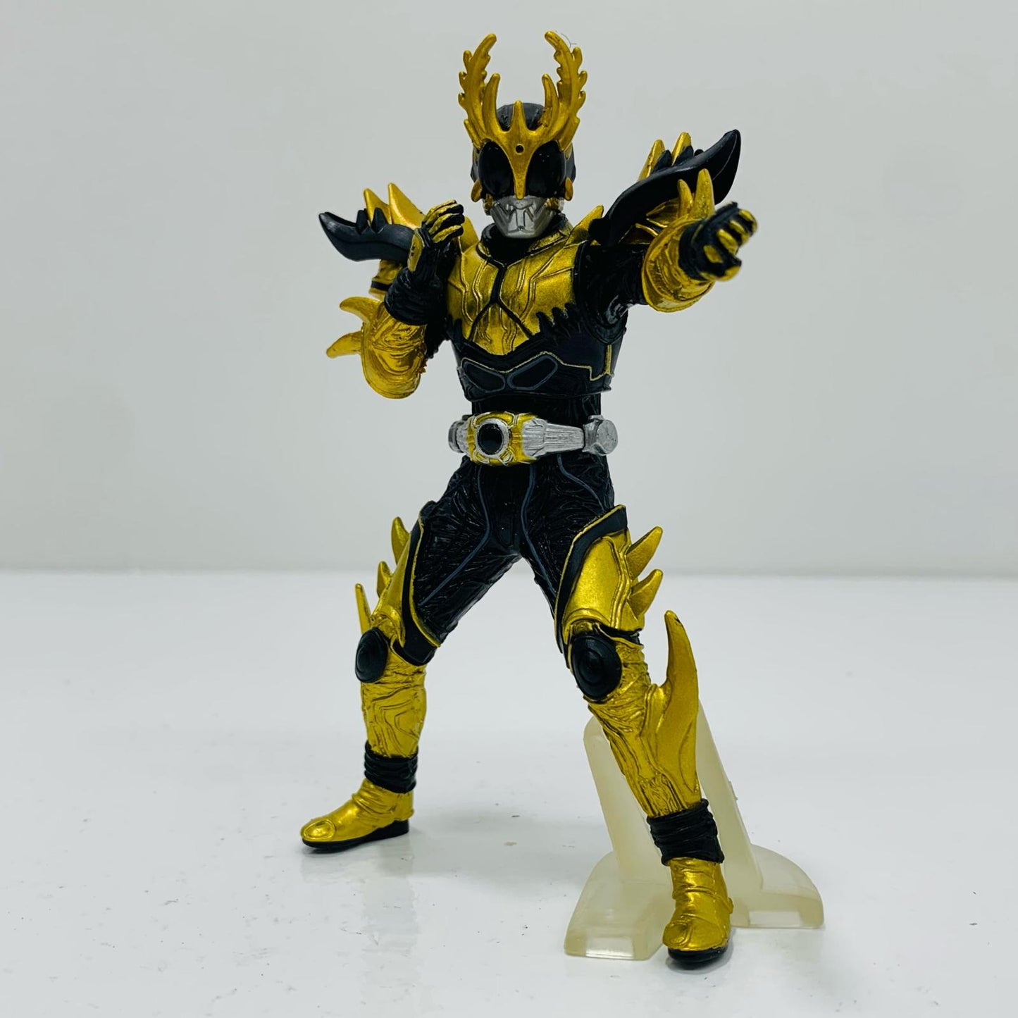 【中古】 仮面ライダークウガライジングアルティメットブラックアイ「HDM創絶仮面ライダー疾風の守護者、仮面ライダーW」【フィギュア】【飾磨店】