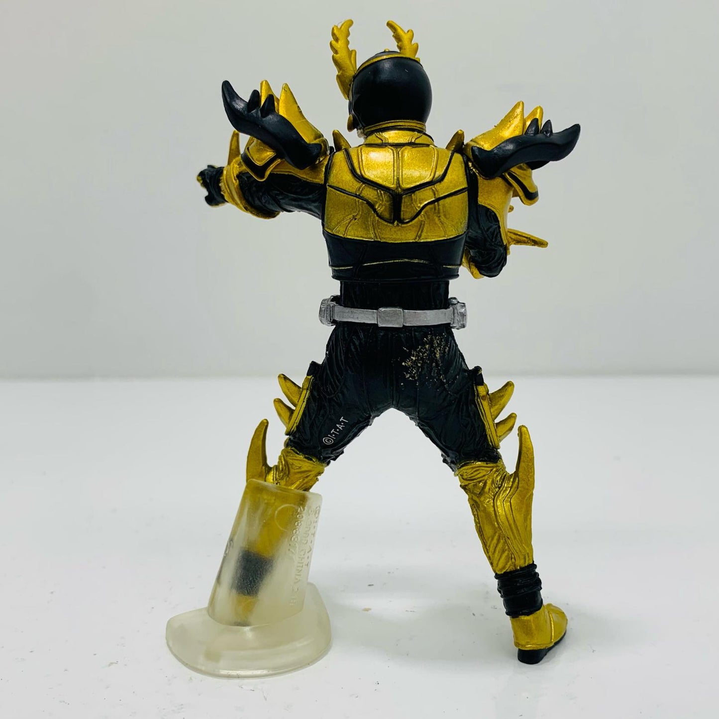 【中古】 仮面ライダークウガライジングアルティメットブラックアイ「HDM創絶仮面ライダー疾風の守護者、仮面ライダーW」【フィギュア】【飾磨店】