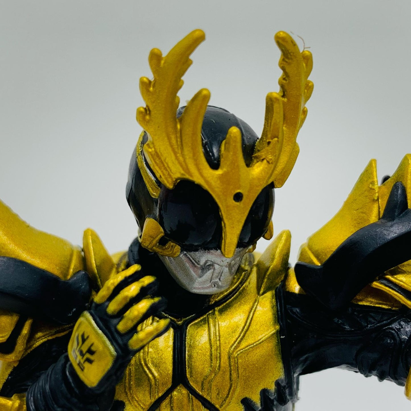【中古】 仮面ライダークウガライジングアルティメットブラックアイ「HDM創絶仮面ライダー疾風の守護者、仮面ライダーW」【フィギュア】【飾磨店】