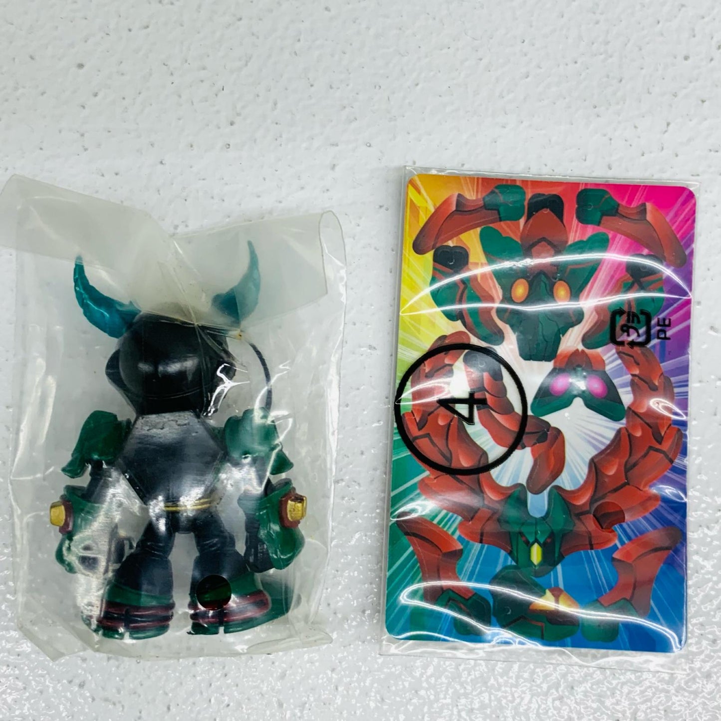 【中古】 4.仮面ライダーギルス&レザーレイダー「駈斗戦士(カードウォリアー)仮面ライダーズクウガ来襲編」【フィギュア】【飾磨店】
