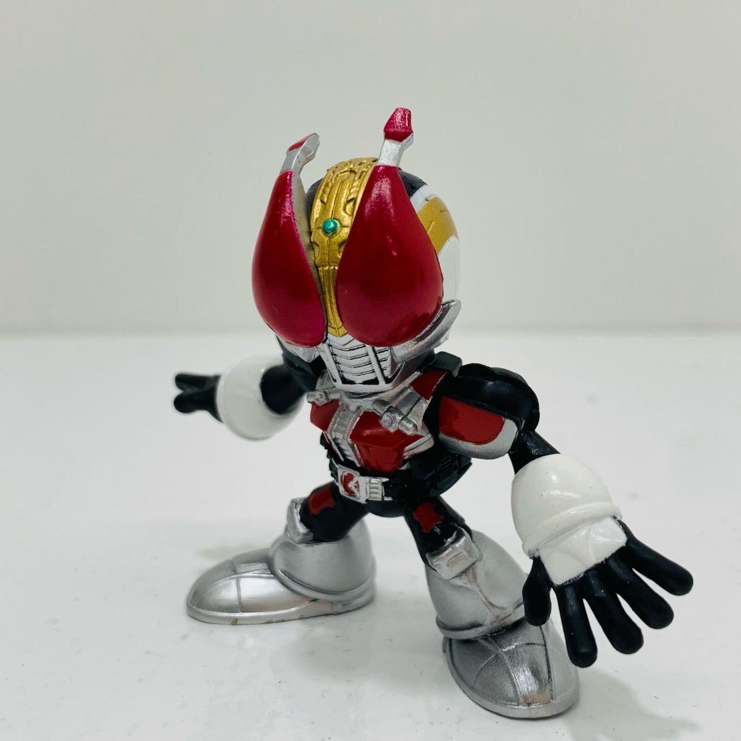 【中古】 04.仮面ライダー電王ソードフォーム(ポージングver.)「THE仮面ライダーズ~天下への道!!編~」【フィギュア】【飾磨店】