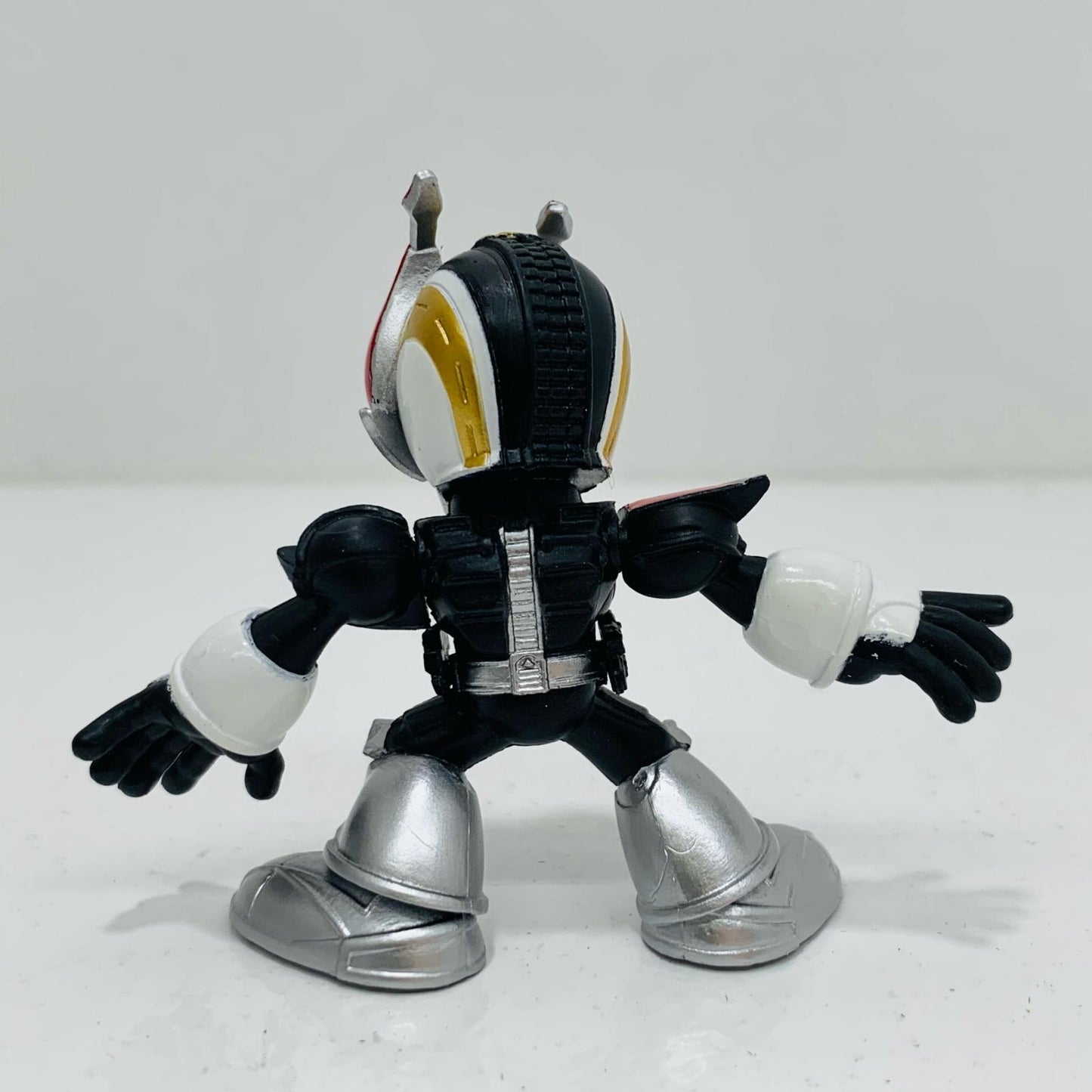【中古】 04.仮面ライダー電王ソードフォーム(ポージングver.)「THE仮面ライダーズ~天下への道!!編~」【フィギュア】【飾磨店】