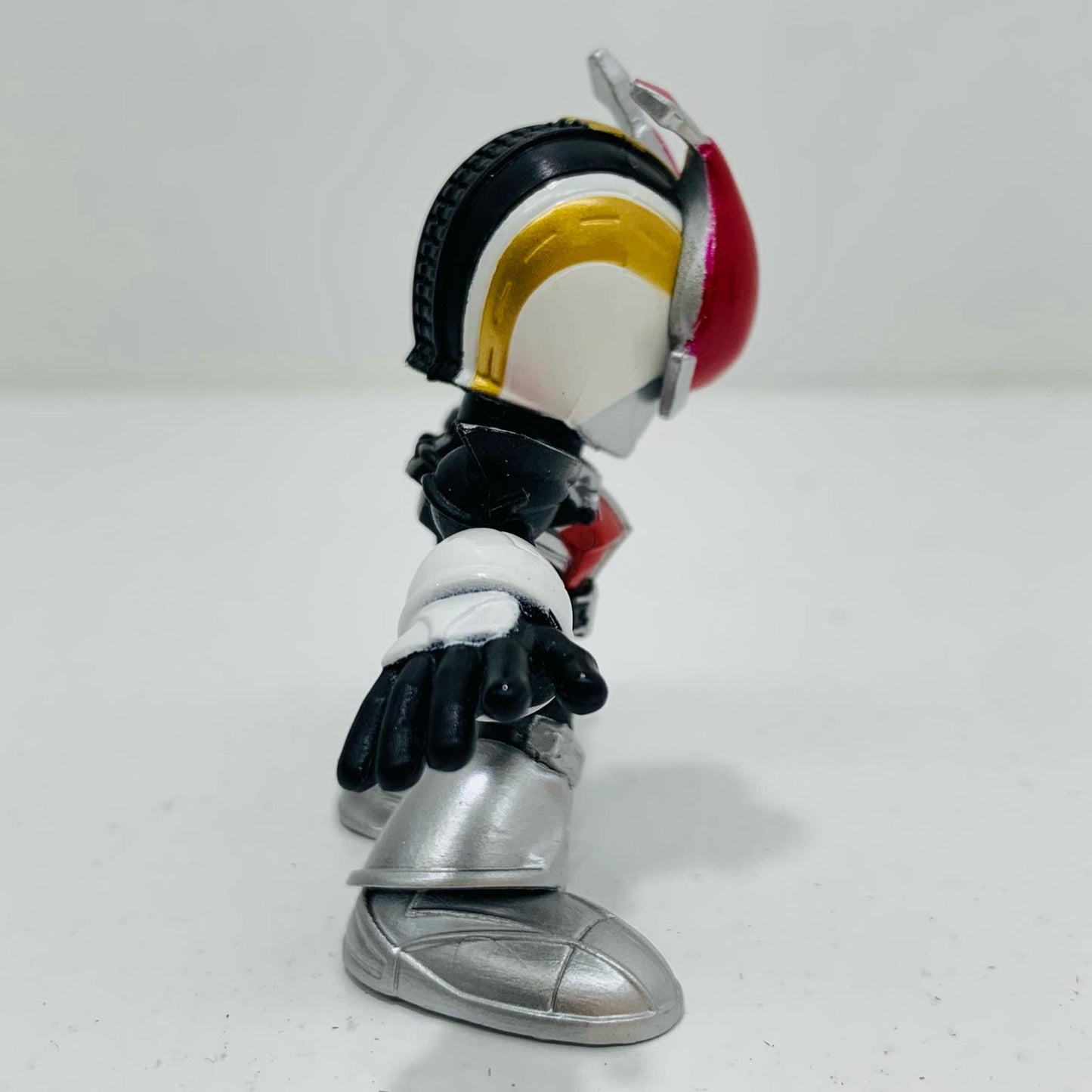 【中古】 04.仮面ライダー電王ソードフォーム(ポージングver.)「THE仮面ライダーズ~天下への道!!編~」【フィギュア】【飾磨店】