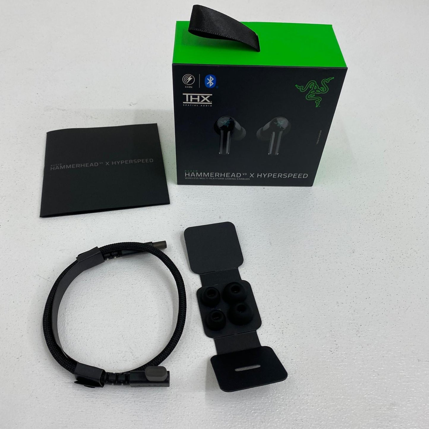 RZ12-05620100-R3A1 Razer Hammerhead V3 X HyperSpeed RZ12-05620100-R3A1 基本仕様 カナル型、Bluetooth/無線2.4GHz【加古川店】