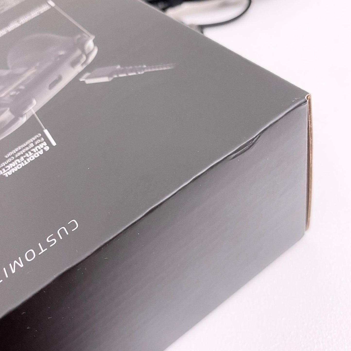 Razer Wloverine V2 Chroma ゲーミングコントローラー RZ06-0401 対応機種:Xbox ONE/Xbox SeriesX/S/Windows10 箱・USB・替えスティック×2・紙類付属【加古川店】