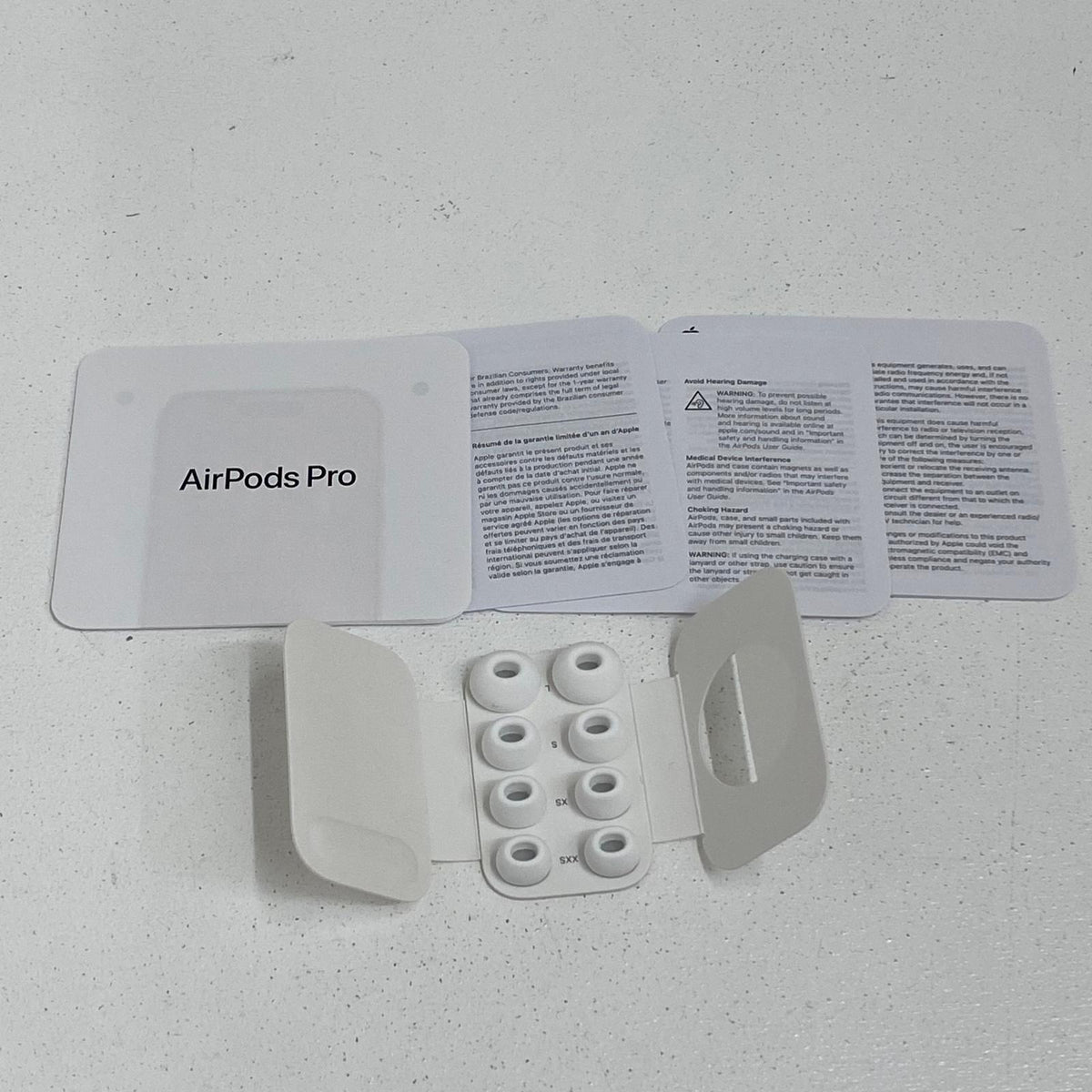 MFHP4J/A Apple AirPods Pro 第3世代 MFHP4J/A【加古川店】