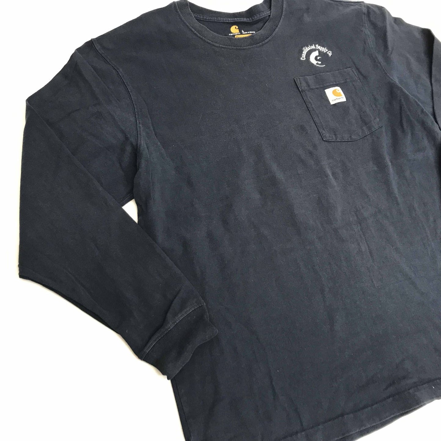 【中古】Carhartt | カーハート 半袖Tシャツ カーハート ORIGINAL FIT ワンポイントロゴ 胸企業刺繍入り ポケットTシャツ ポケT ネイビー L 長袖 ネイビー サイズ:L【加古川物流】