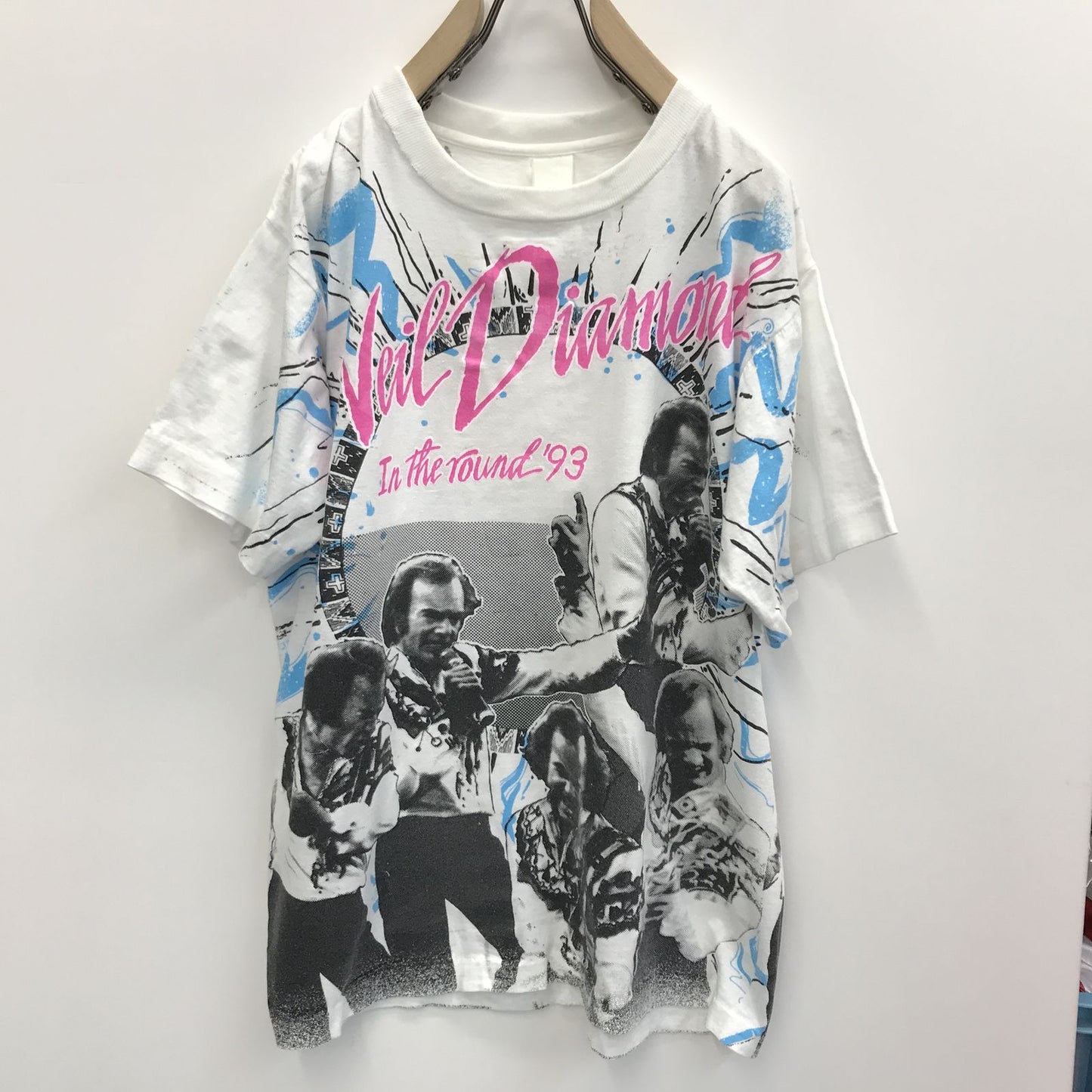 【中古】 半袖Tシャツ ニールダイアモンド90年代 半袖Tシャツ 総柄 全柄 IN THE ROUND TOUR 1993 ロックT バンドT ホワイト XL ホワイト【加古川物流】