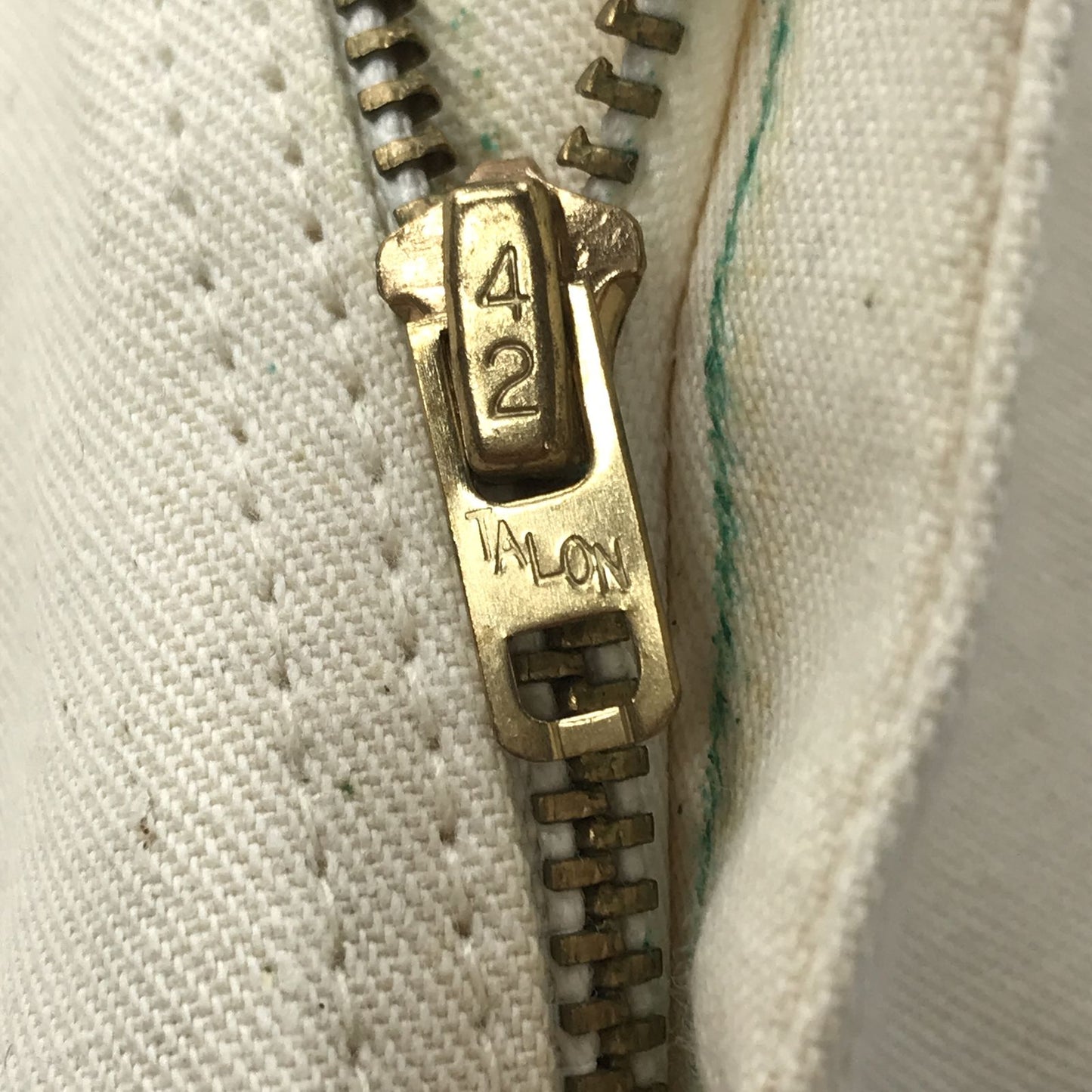 【中古】Dickies | ディッキーズ ショートパンツ 70年代 Dickies ディッキーズ デッドストック?ハーフペインターパンツ ショートパンツ ワークパンツ オフホワイト 生成りコットンツイル 半パン ワークショーツ ホワイト【加古川物流】