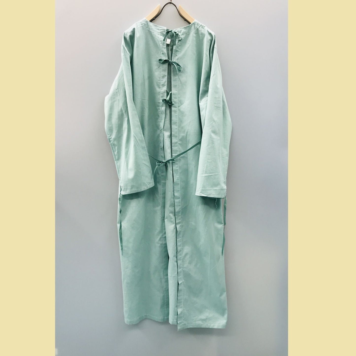 【中古】 ミリタリージャケット 60~70年代 チェコ軍 オペレーションコート 未使用・デットストック ! パステルライトブルーグリーン 182 - 96 グリーン【加古川物流】