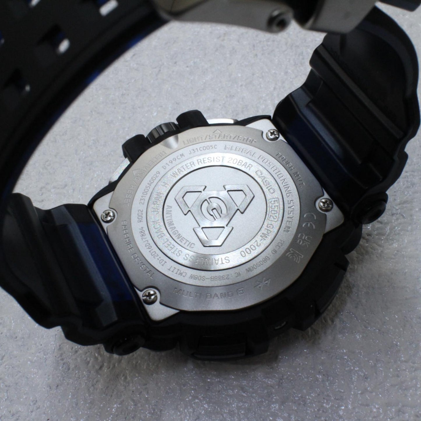 【中古】G-SHOCK | ジーショック GRAVITYMASTER 腕時計 GPW-2000-1A2JF アナログ表示 ソーラー電波時計 ブルー 文字盤グレー【加古川物流】