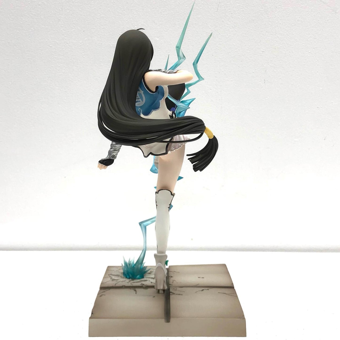 【中古】 その他ホビー 白き電龍 パイロン 塗装済み 1/7【加古川物流】