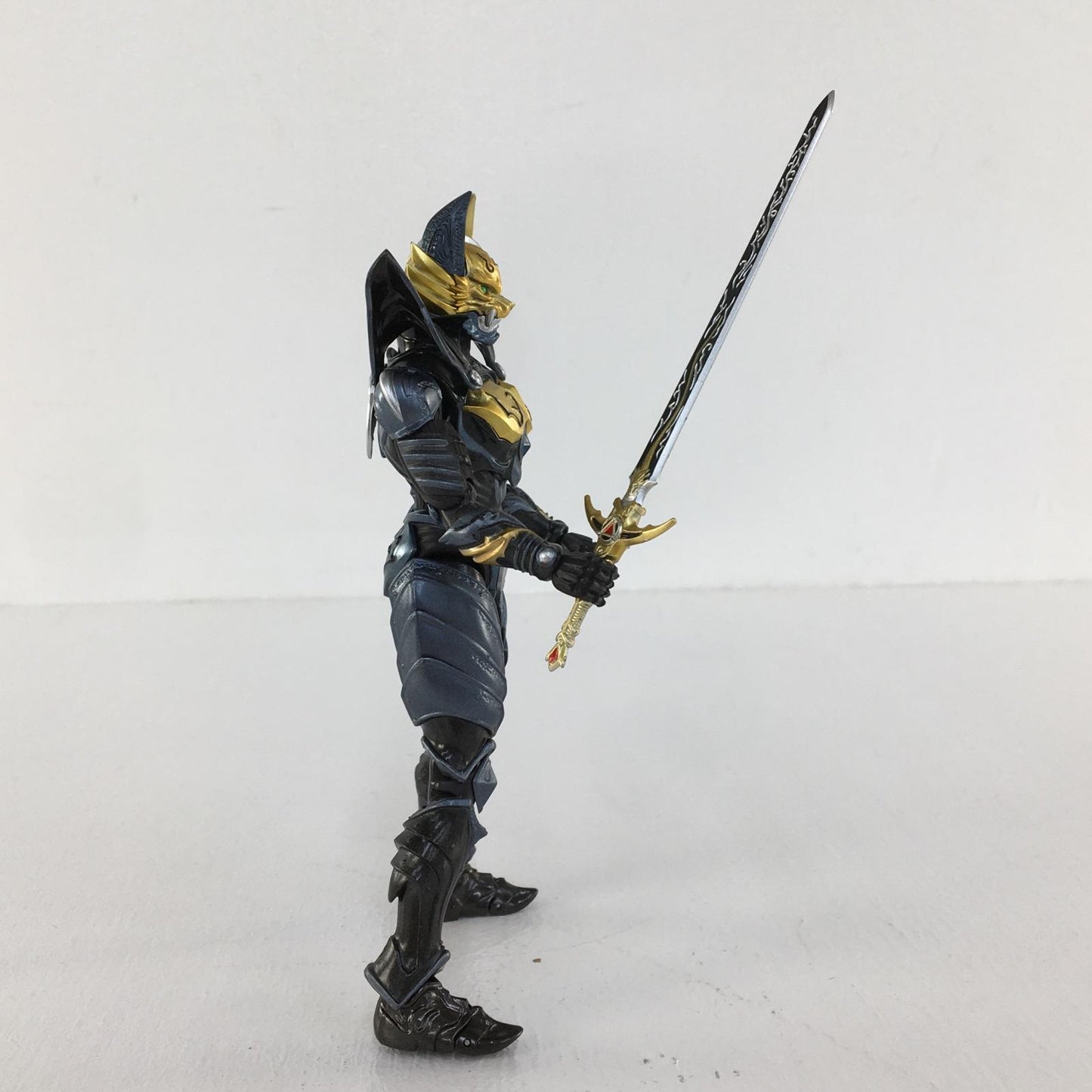【中古】 特撮 フィギュア 黄金騎士ガロ 流牙 ver. S.H.Figuarts【フィギュア】【加古川物流】