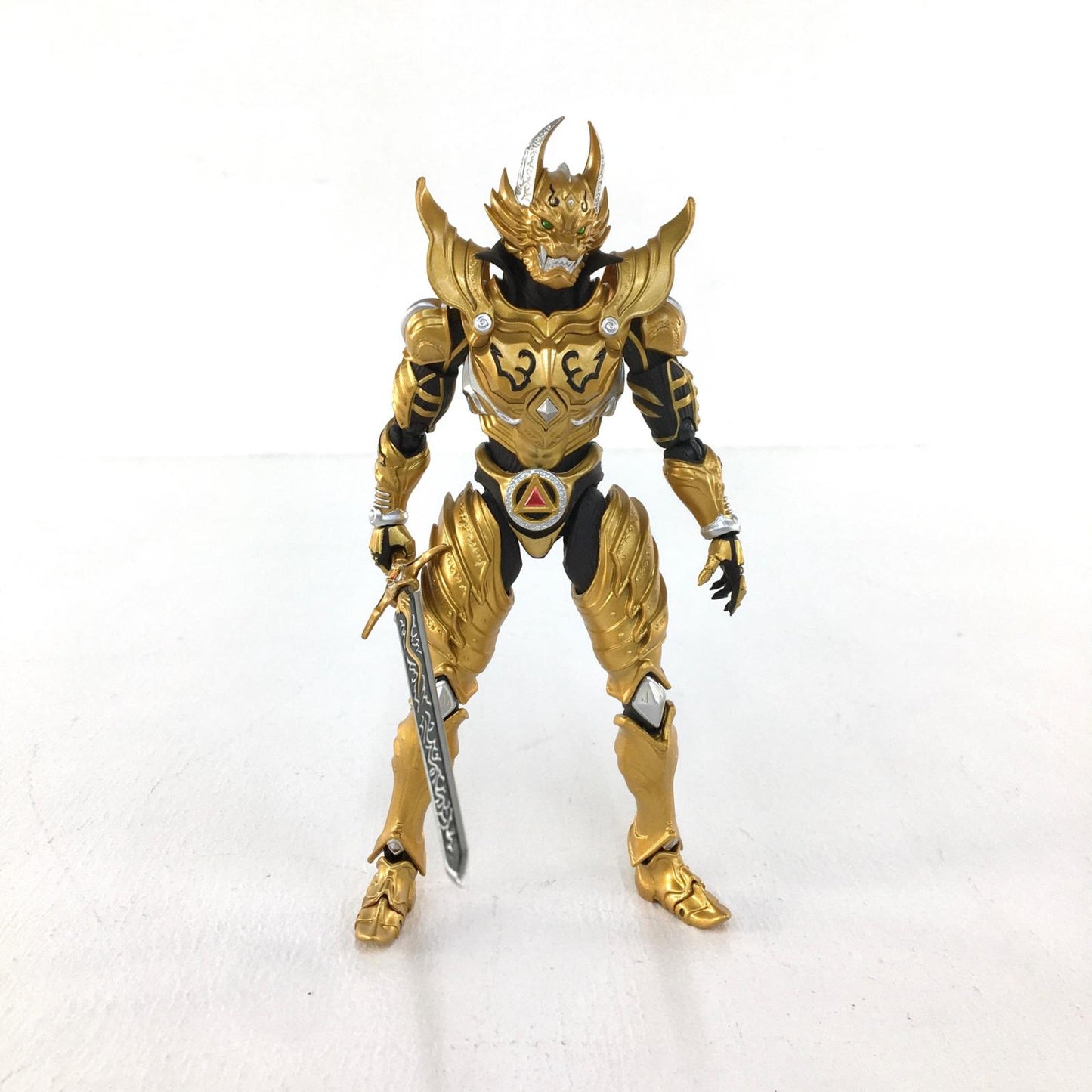 【中古】 特撮 フィギュア 黄金騎士ガロ 流牙金色 ver. S.H.Figuarts【フィギュア】【加古川物流】