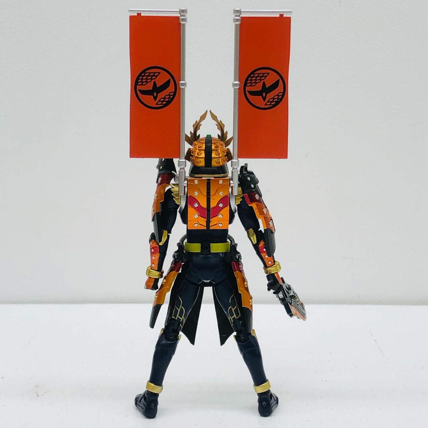 【中古】 仮面ライダー フィギュア 鎧武カチドキアームズ S.H.Figuarts【フィギュア】【加古川物流】