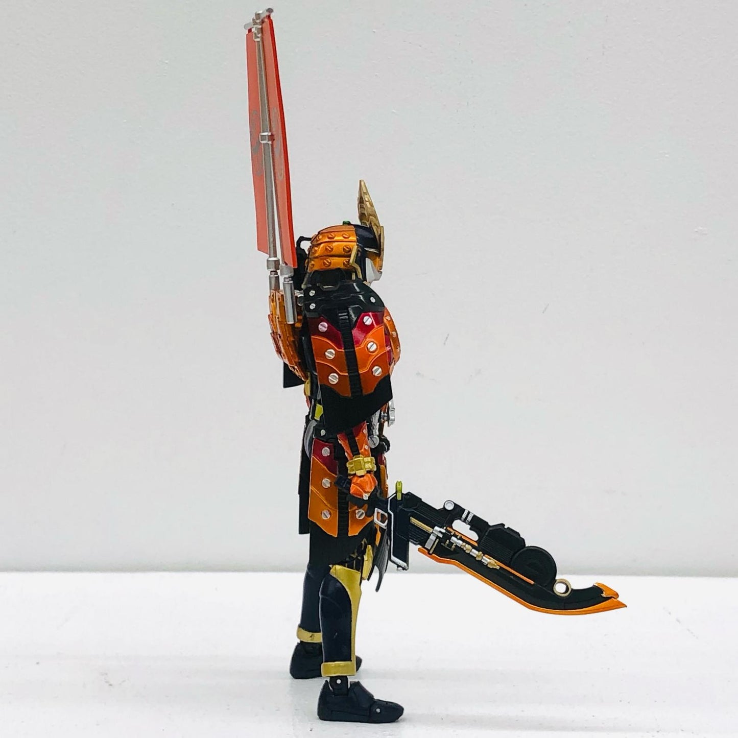 【中古】 仮面ライダー フィギュア 鎧武カチドキアームズ S.H.Figuarts【フィギュア】【加古川物流】
