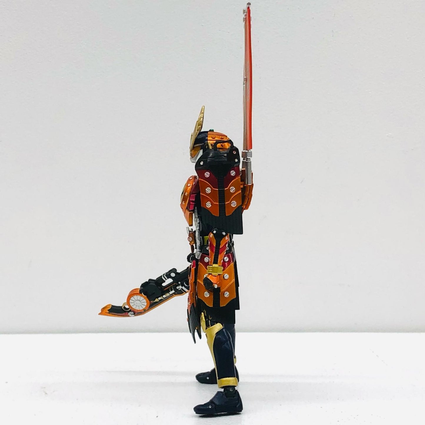 【中古】 仮面ライダー フィギュア 鎧武カチドキアームズ S.H.Figuarts【フィギュア】【加古川物流】