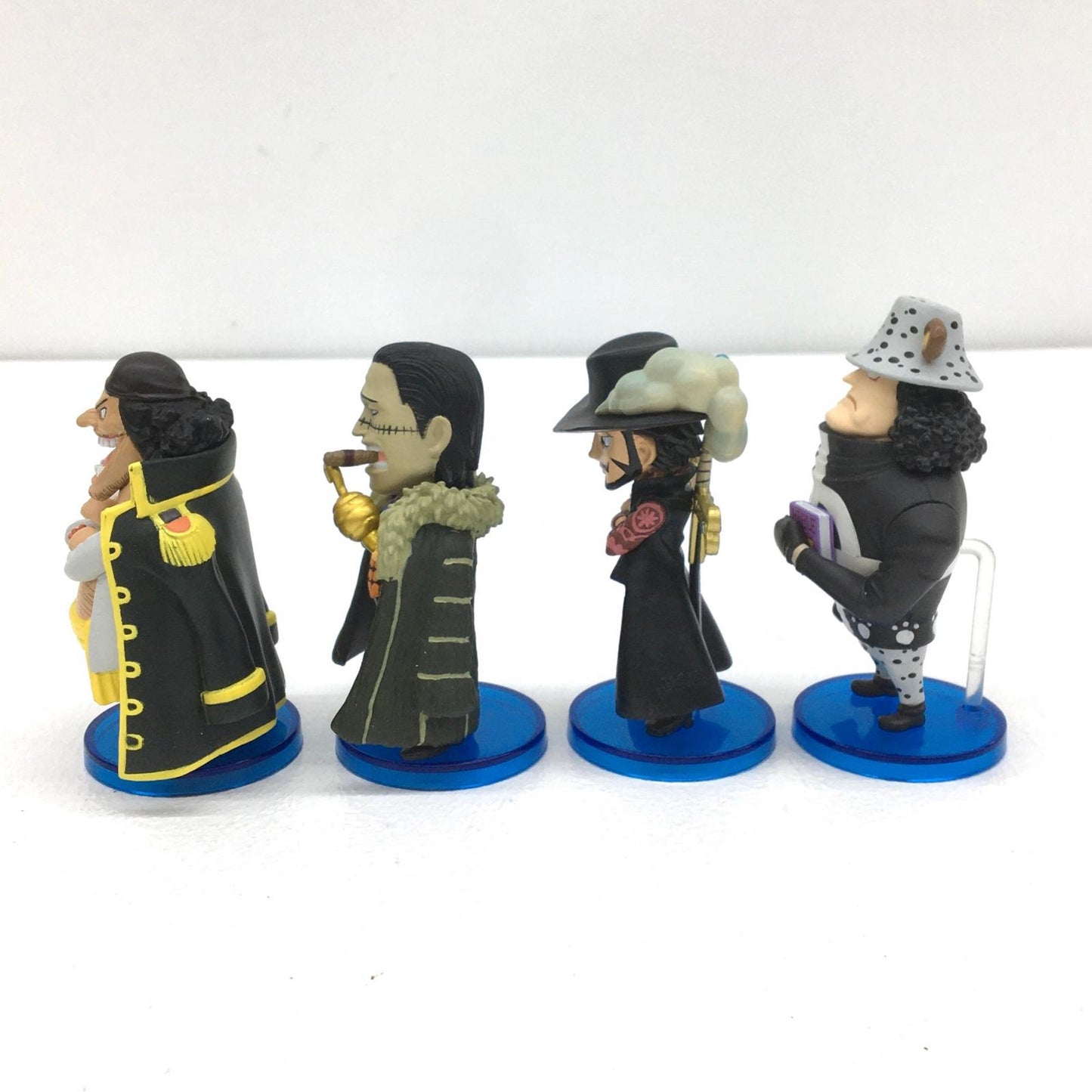 【中古】 ワンピース フィギュア ミホーク クロ コ ダイル ティーチ くま ワールドコレクタブル 4体セット【フィギュア】【加古川物流】