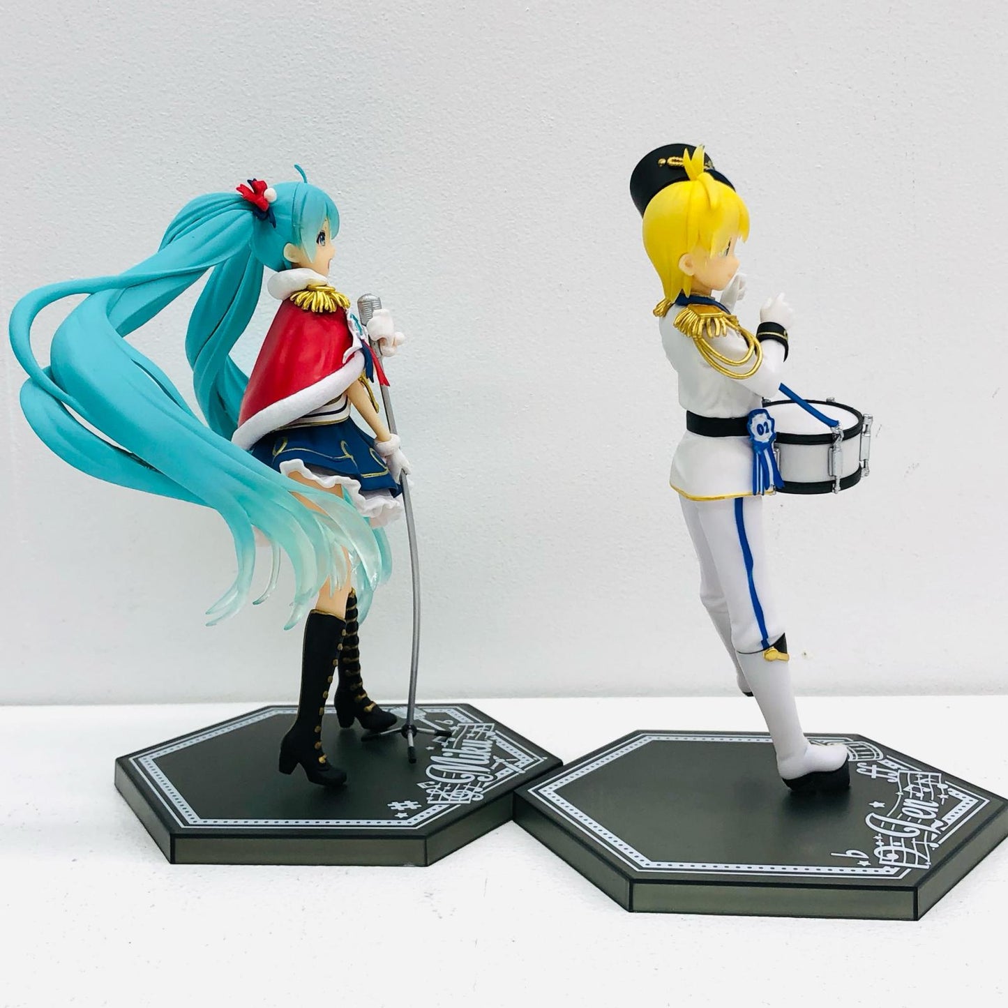 【中古】 フィギュア 「VOCALOID」初音ミク 鏡音レンWinterLive 2体セット【フィギュア】【加古川物流】