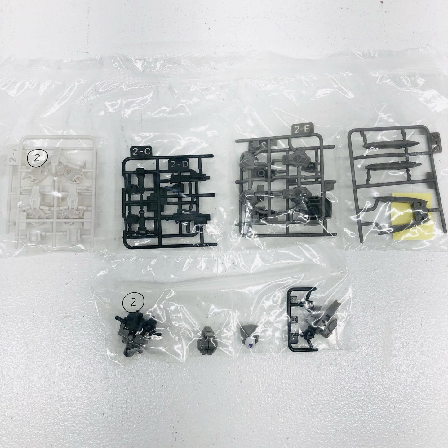 【中古】 MOBILITY JOINT GUNDAM VOL.5.6 プラモデル 01.ストライクガンダム02.GN-X08.EXパーツ 3点【加古川物流】