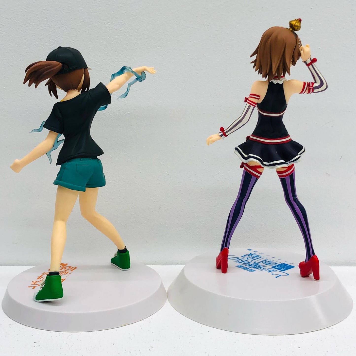 【中古】 「とある科学の超電磁砲」「とある魔術の禁書目録」 フィギュア 御坂美琴 2体セット【フィギュア】【加古川物流】