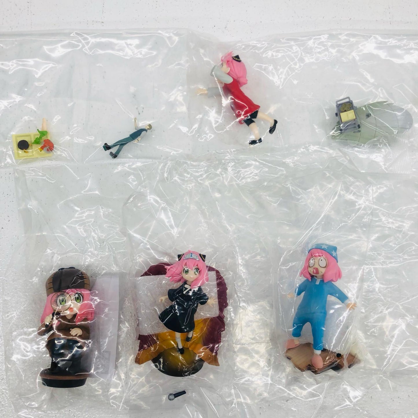 【中古】 「SPY×FAMILY」 フィギュア アーニャ 箱入り 4体セット【フィギュア】【加古川物流】