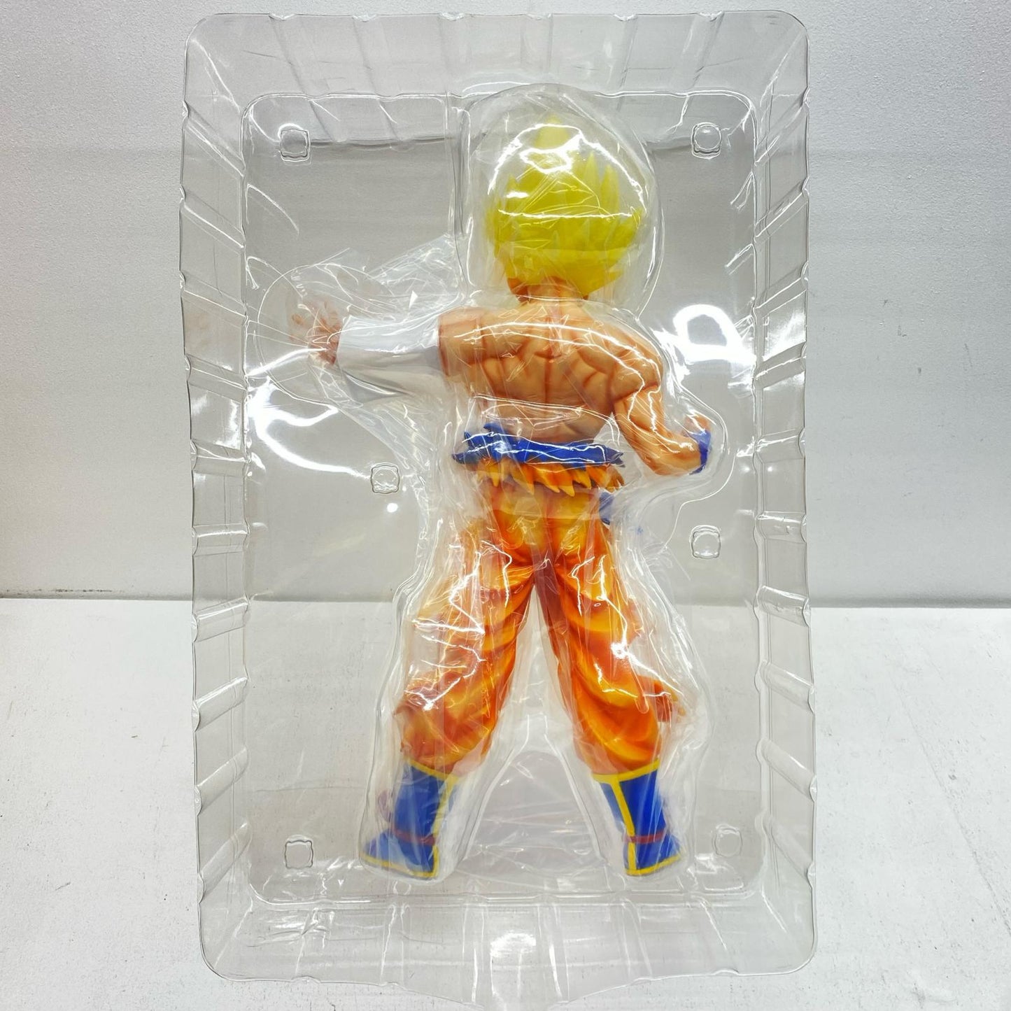 Super Saiyan Son Goku -Legendary Super Saiyan- "Dragon Ball Z" Gigantic Series Pre-painted PVC Figure