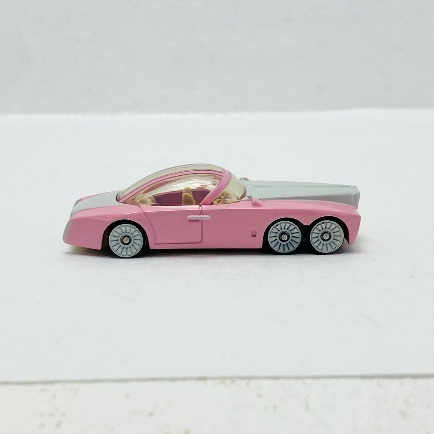 Thunderbirds Tomica 07: Penelope's Car