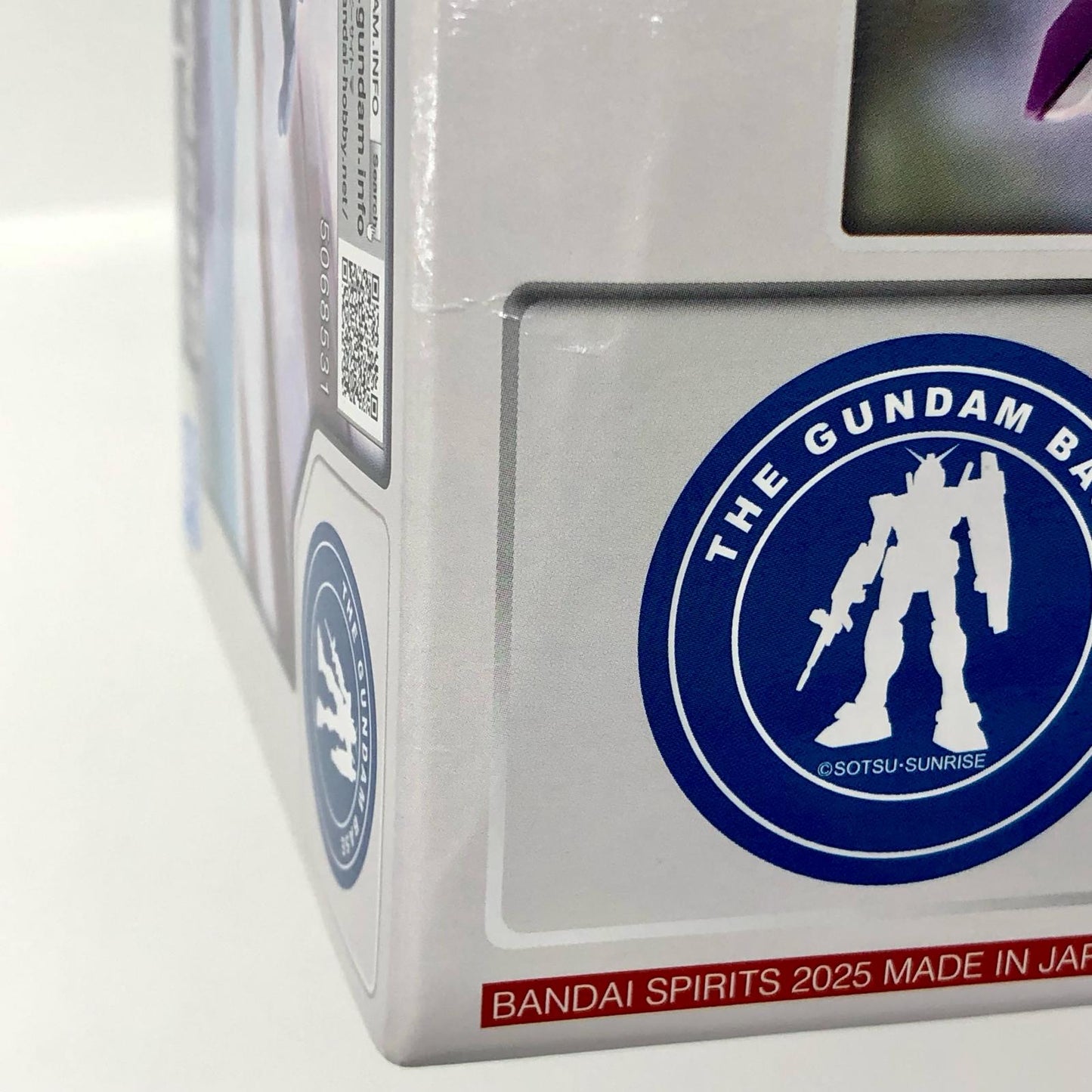 プラモデル 1/144 HG バルギル (ガンダムヘッド&サイコプレート搭載型) 機動戦士MOONガンダム ガンダムベース限定 バルギル HG ガンダムベース限定 5068531【イオン広店】