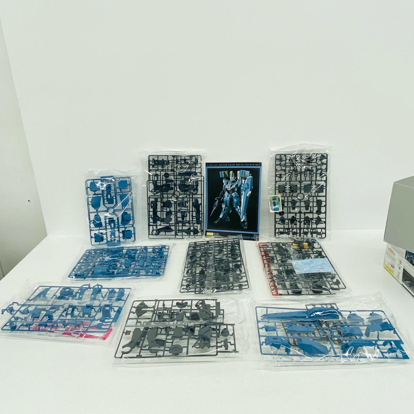 【中古】 ガンダム・センチネル プラモデル ガンダムMk-V MG プレミアムバンダイ限定 5061563【瀬戸大橋店】