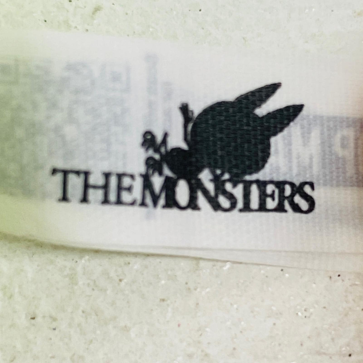 ぬいぐるみ V「THE MONSTERS PIN FOR LOVE シリーズぬいぐるみペンダント(N-Z)」POPMART V THE MONSTERS PIN FOR LOVE シリーズぬいぐるみペンダント(N-Z)【飾磨店】