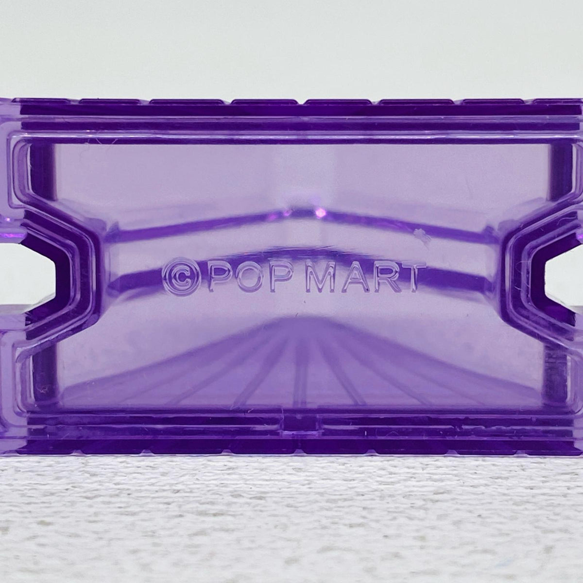 フィギュア The Grape Scissors 「POPMART SKULLPANDA The Feast Begins シ The Grape Scissors【フィギュア】【加古川物流】