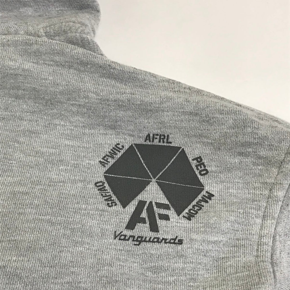 AVIREX | アヴィレックス ジップパーカー パーカー 6113285 グレー サイズ:L【倉吉店】