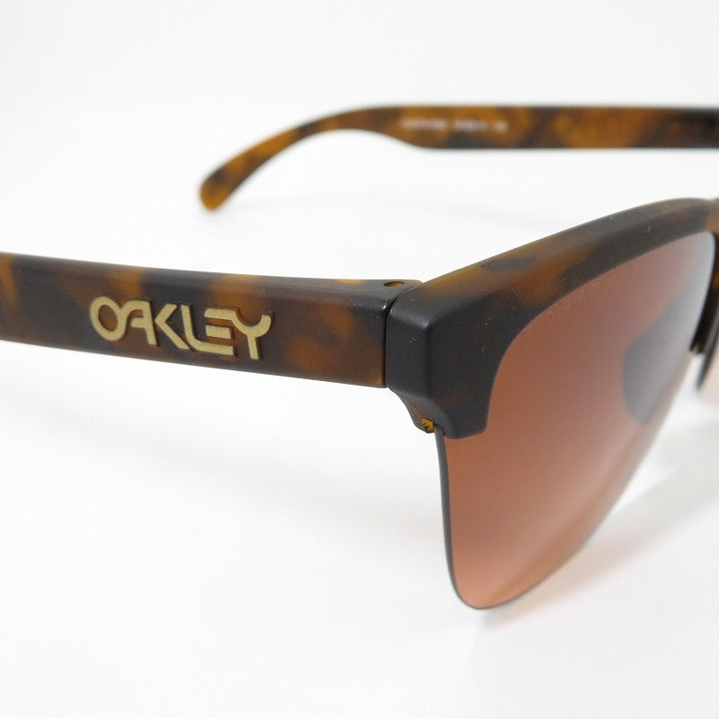 OAKLEY | オークリー Frogskins サングラス OO9374-5063 ブラウン【瀬戸大橋店】