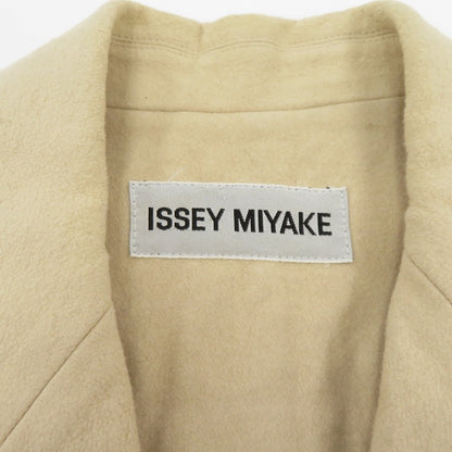 ISSEY MIYAKE | イッセイミヤケ ジャケット その他アウター IM93-FD042 ベージュ サイズ：M【瀬戸大橋店】